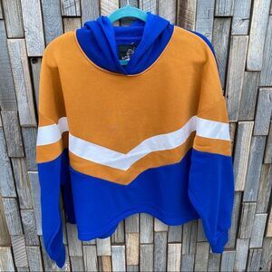 Woman Plus Size 1x Cropped Hoodie Sweatshirt Top